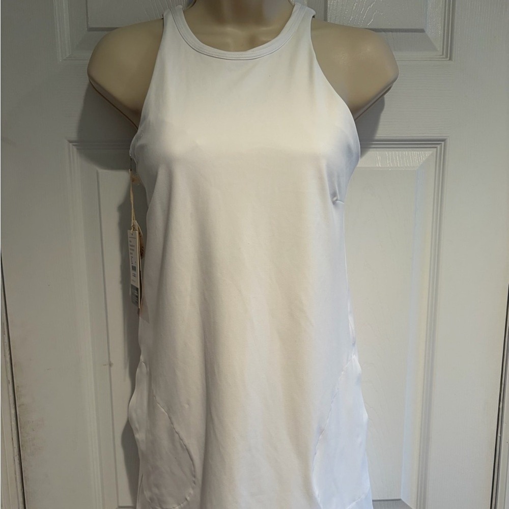 Vuori Volley Dress White Womens Small VW604 BreatheInterlock Tennis Golf Mini
